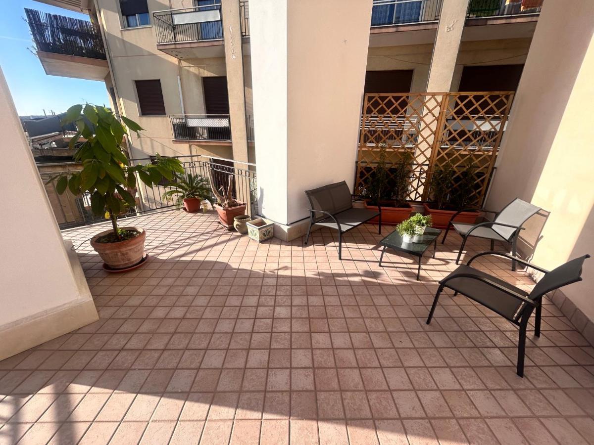 Апартаменти Casa Terrazza Del Sole Катанія Екстер'єр фото